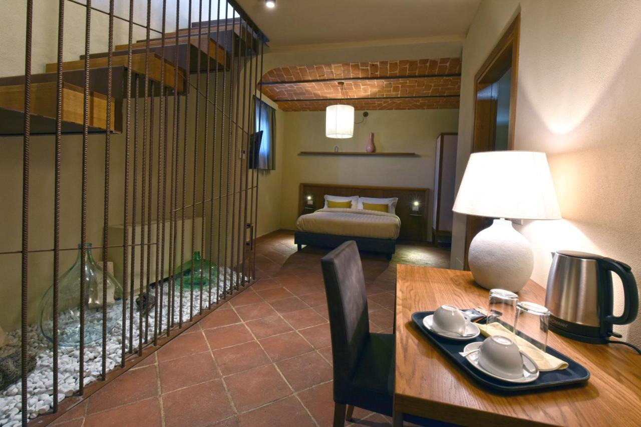 몬테그로소 다스티 Cascina La Badia B&B 외부 사진