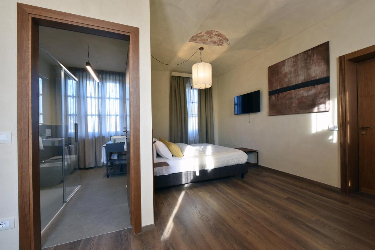 몬테그로소 다스티 Cascina La Badia B&B 외부 사진