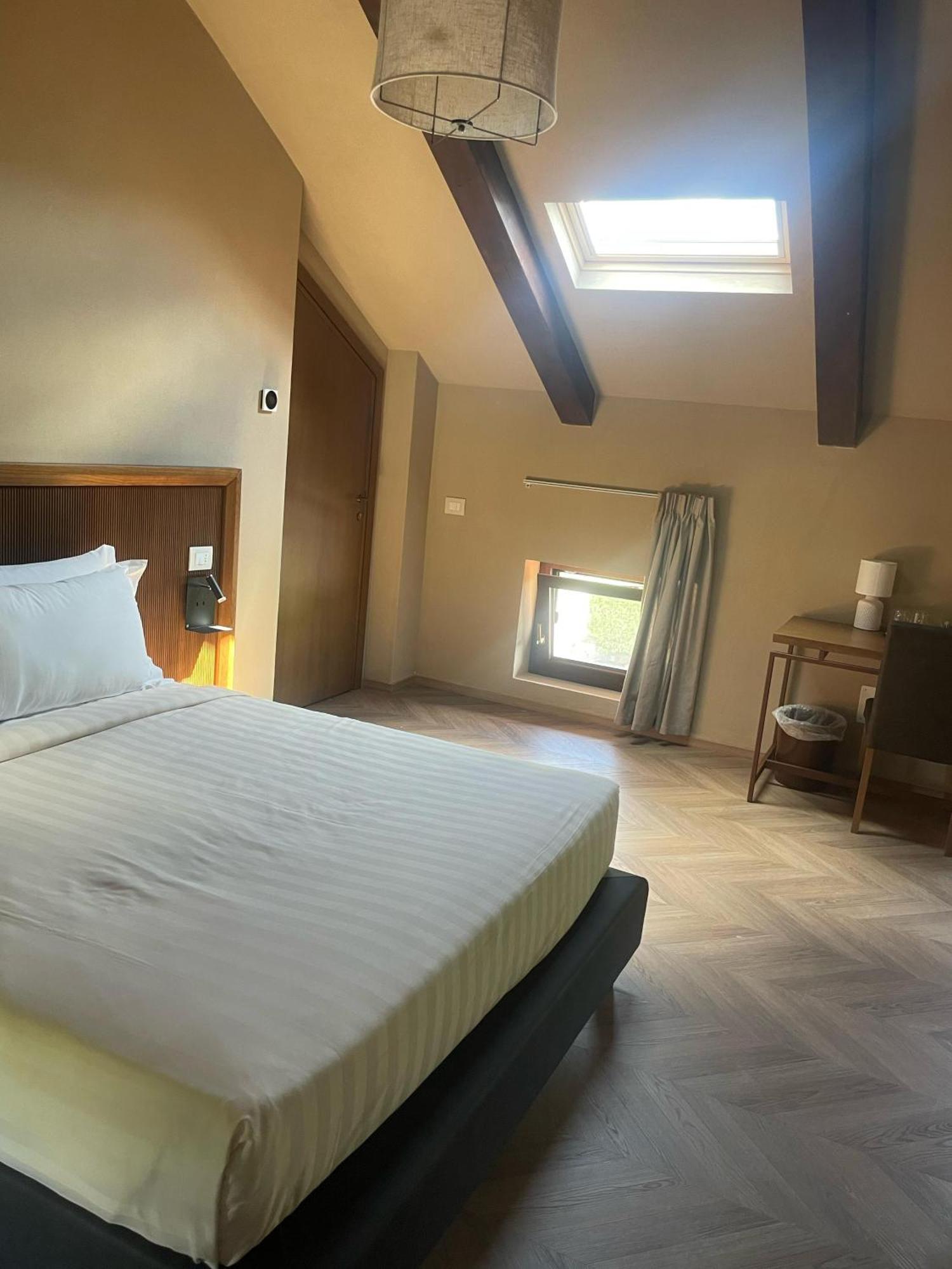 몬테그로소 다스티 Cascina La Badia B&B 외부 사진